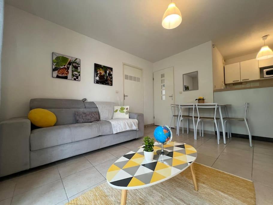 Apartamento T2 Calme Et Paisible Parking Carcasona Exterior foto